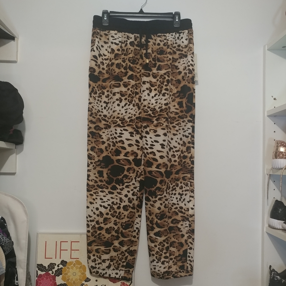 Leopard 🐆 draw string jogger style comfy pants